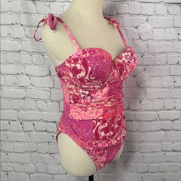 Cupshe x JJD Island Fresco Paisley One-Piece Swimsuit Large L NEW - Picture 5 of 15